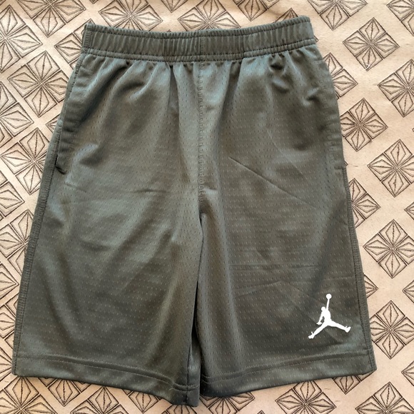 Nike Other - Boys Gray Nike Air Jordan Shorts Sz 7 (6-7 yrs)